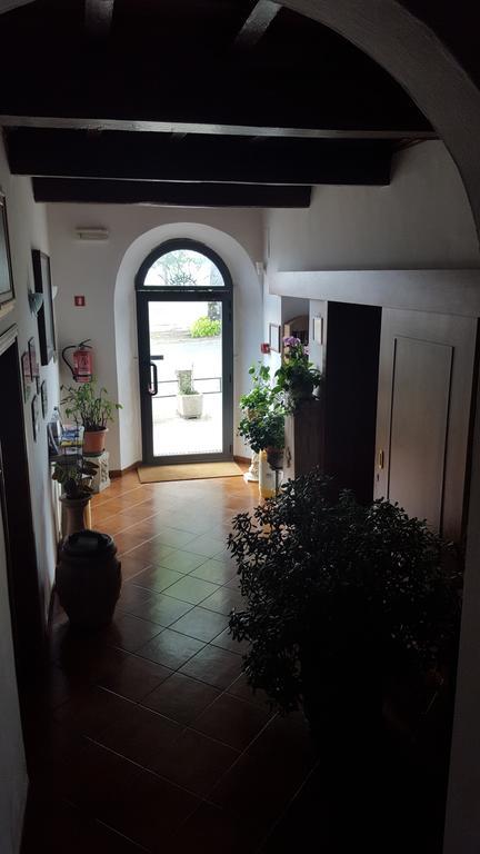 Albergo Ristorante Gualtieri 바르베리노 디 무겔로 외부 사진